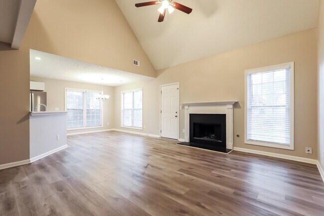 Foto del edificio - 1461 Starling Ct