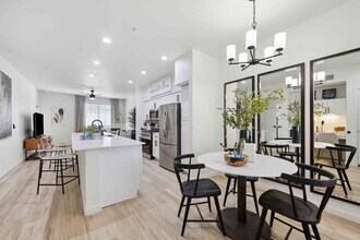 Building Photo - Zone Luxe Apartments