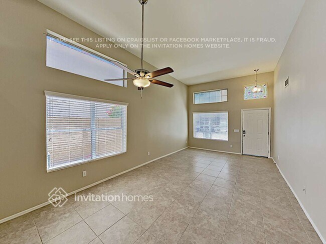 Foto del edificio - 5064 E Catalina Ave