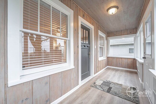 Foto del edificio - 2541 SW 6th Ave