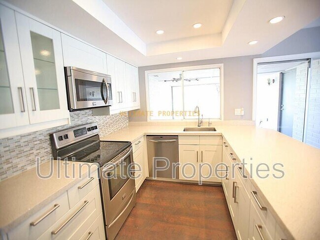 Building Photo - 4835 W Christine Cir