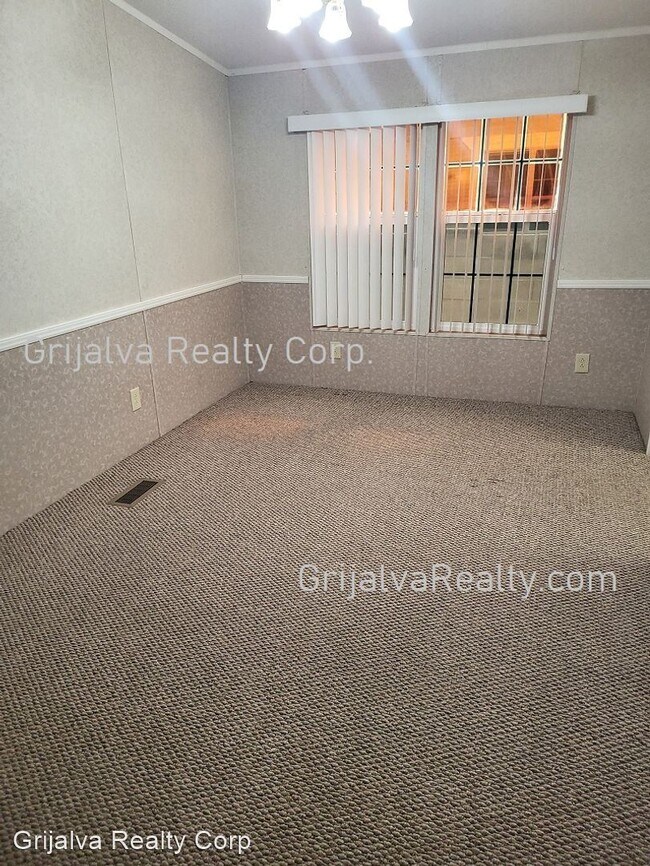 Foto del edificio - 3 br, 2 bath House - 4087 E Spring Water Dr