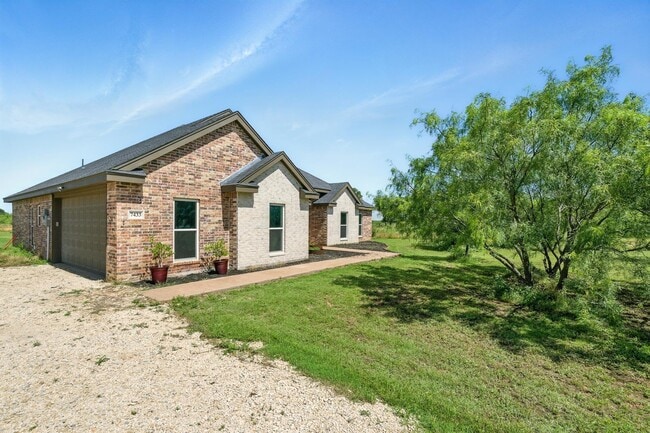 Building Photo - 7433 FM 603