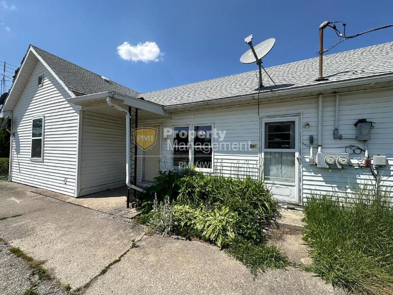 Foto principal - 201 Railroad St