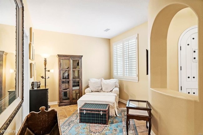 Building Photo - 4 br, 4.5 bath House - 1441 Honey Creek Ct