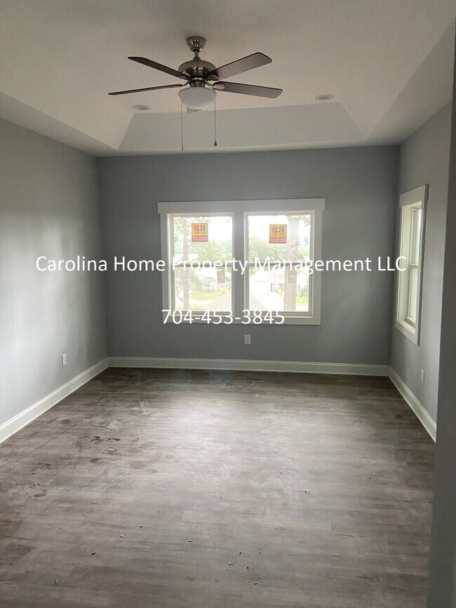 Building Photo - 7585 Red Robin Trail