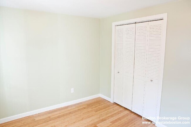 Photo - 23 Evergreen St House