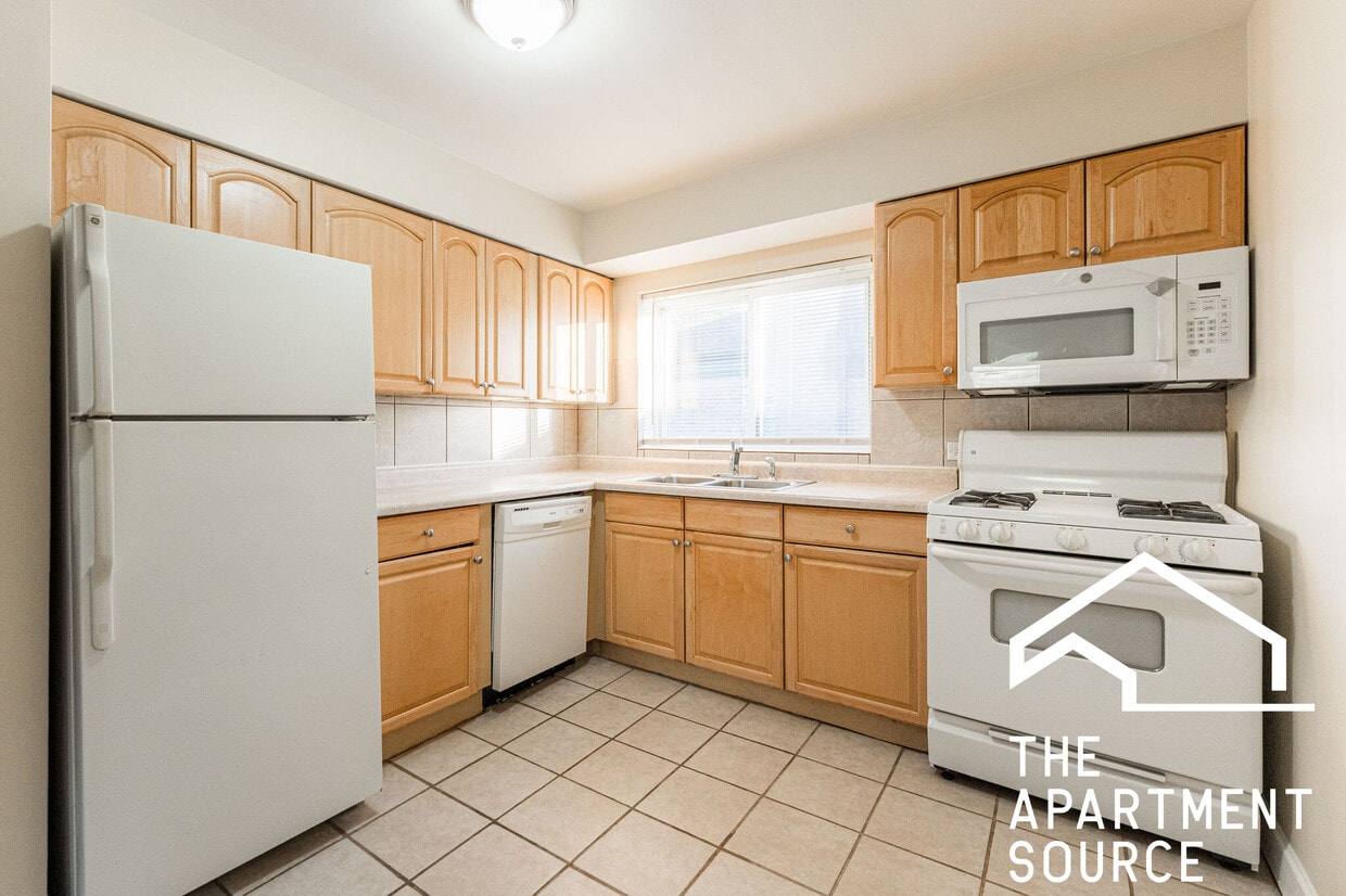 Primary Photo - 1528 N Harlem Ave