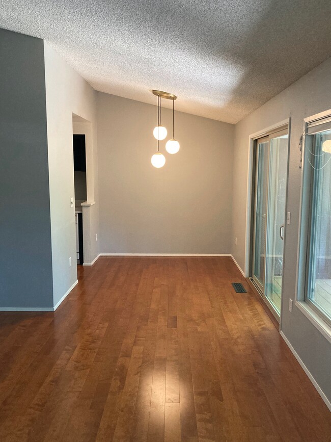 Dining Area - 6844 NE Claremont Ave