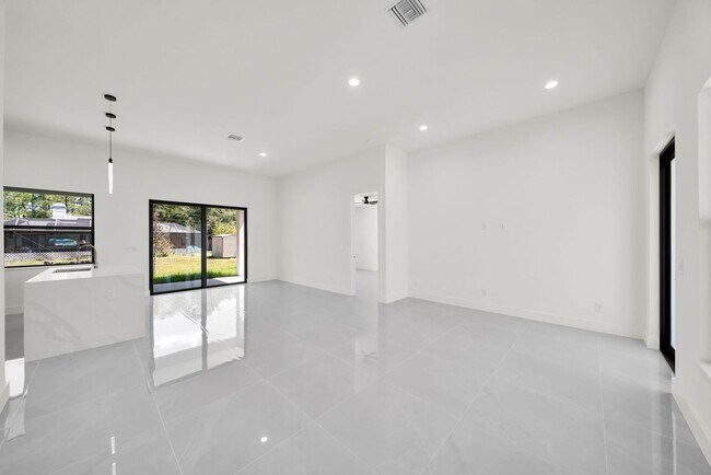 Foto del edificio - Be the first in occupy this 2025 constructed home in the city of North Port,FL! Qualify for a dep...