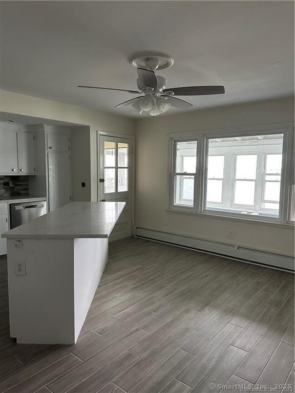 Building Photo - 82 Cove St