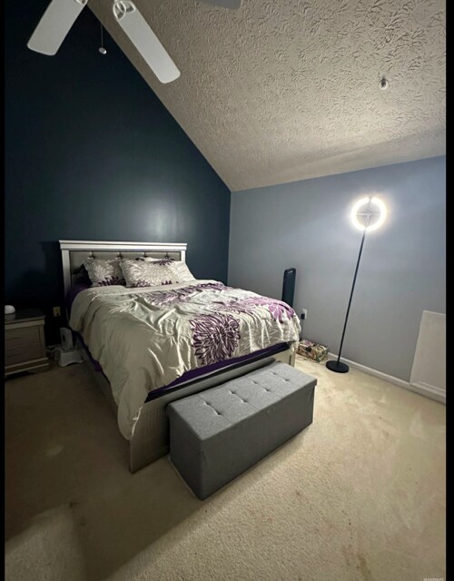 Foto del edificio - 15604 Everglade Ln