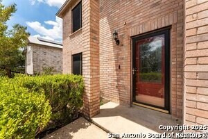 Foto del edificio - 3935 Knollcross
