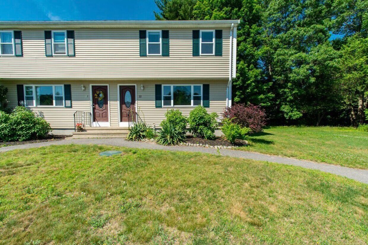 22 Palmieri Cir, Bridgewater, MA 02324 Townhome Rentals in