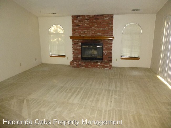 Building Photo - 3 br, 2 bath House - 3031 Caselli Way