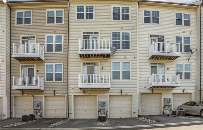 Building Photo - 3612 Spring Hollow Ln