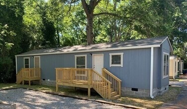Building Photo - 888 Oglethorpe Ave