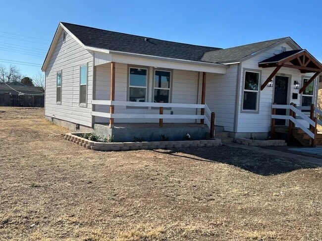 Foto del edificio - 2001 N Lincoln Ave