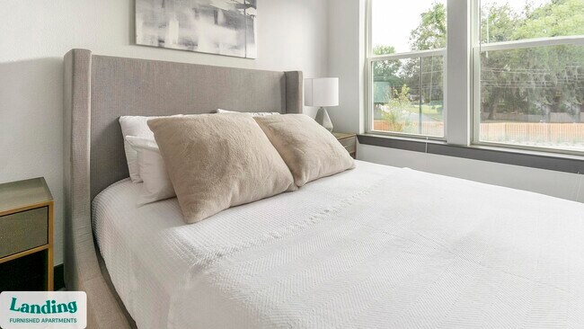 Foto del edificio - 3460 Beach Blvd