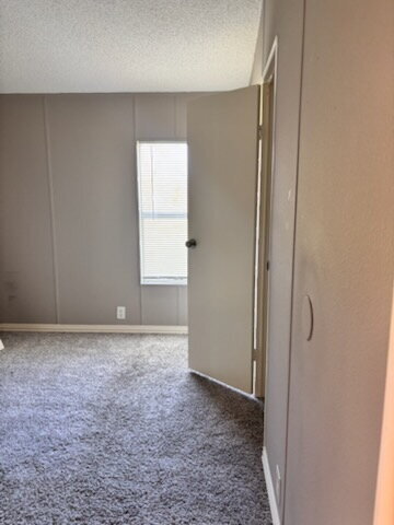 Foto del edificio - 127 Country Oaks St