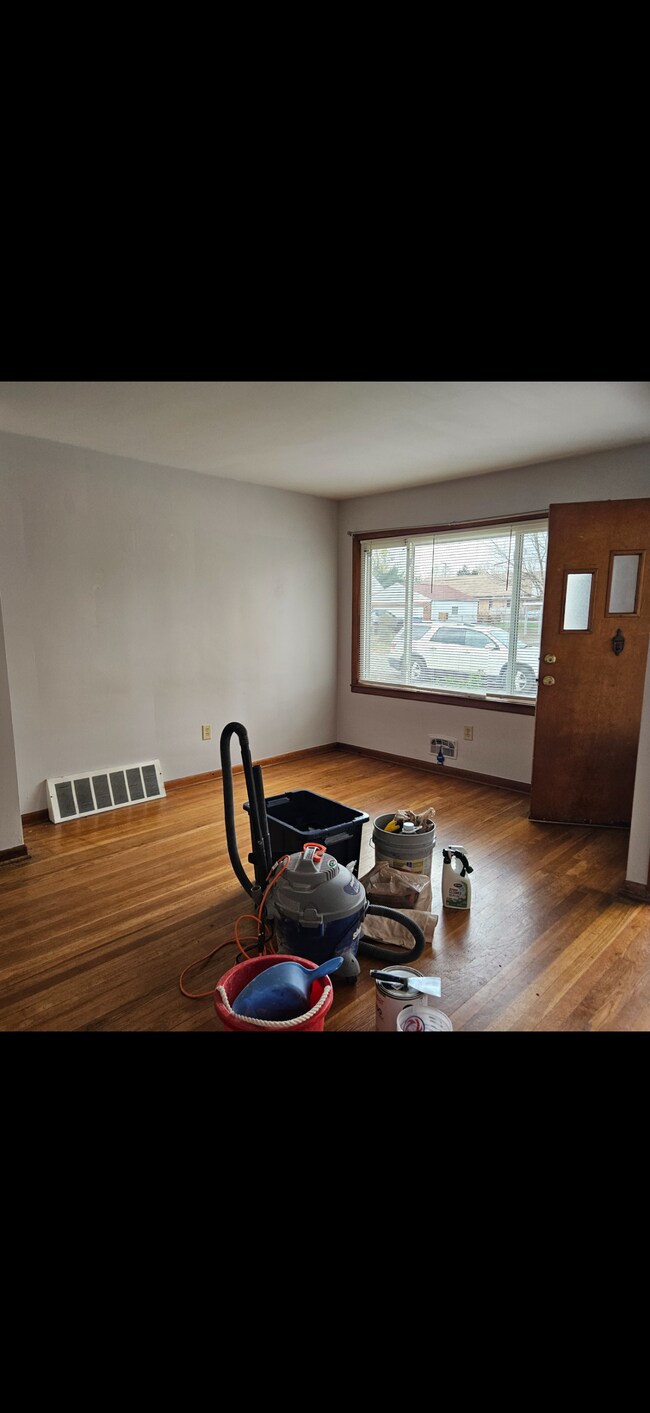 Foto del edificio - 2788 Thorndale Ave