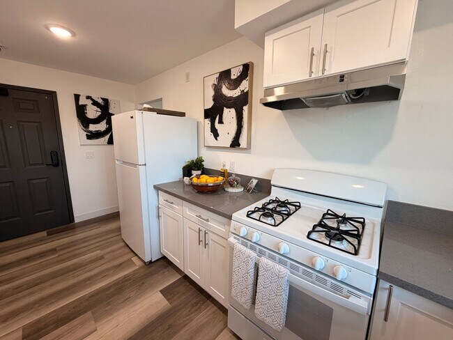 Building Photo - LA Lease Up - 2837