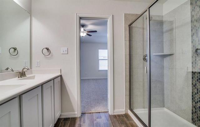 Foto del edificio - 417 Brook View Ct
