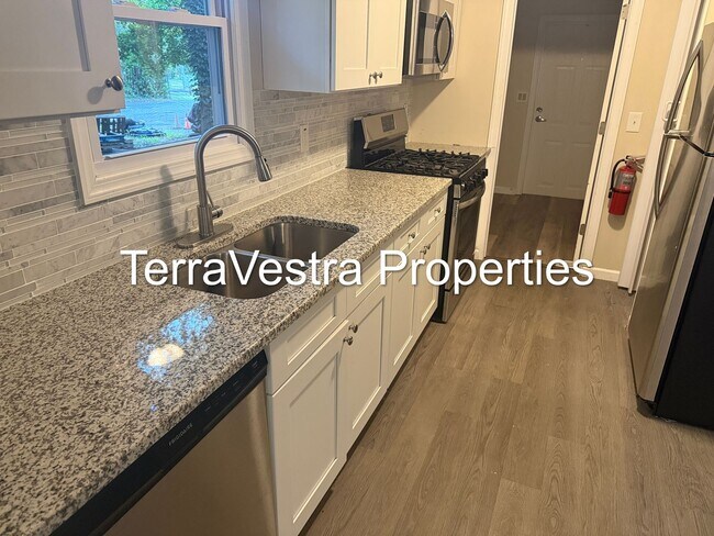 Foto del edificio - Single Family in Williamstown. Eligible fo...