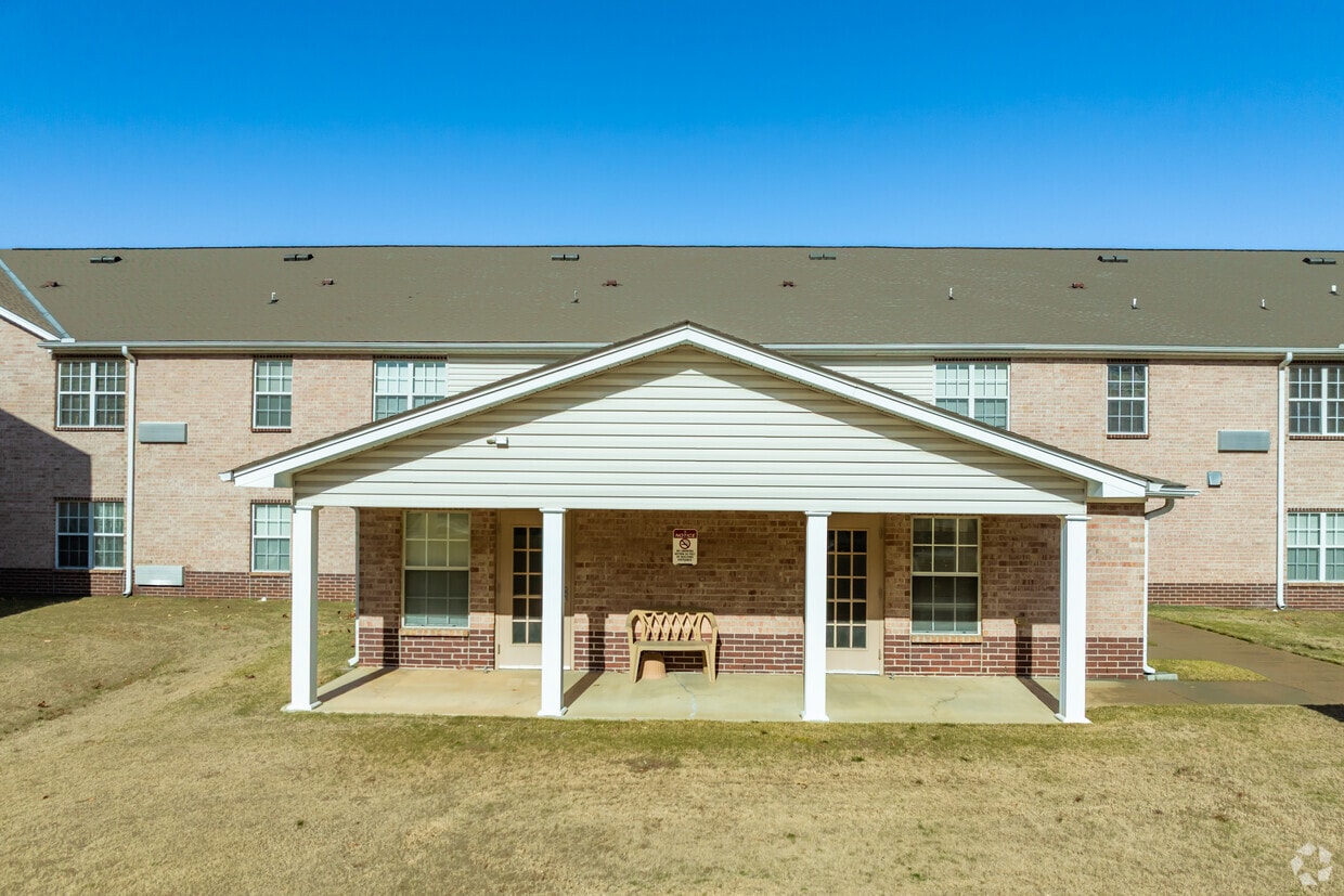 Building Photo - Newberry Heights Apartments