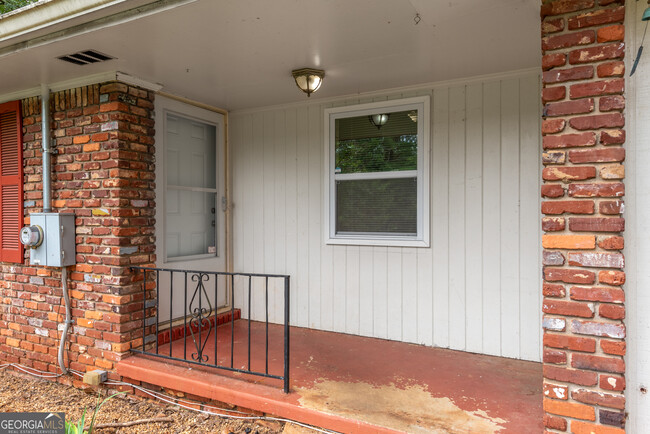 Building Photo - 1905 Creekside Ct