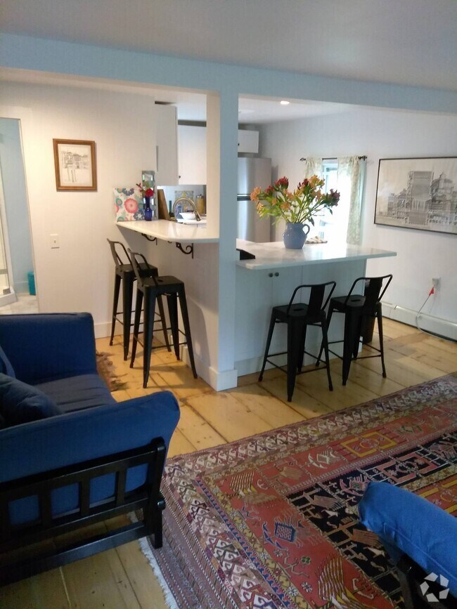 Wellfleet Center Historic District 2 Bedroom Apartments for Rent