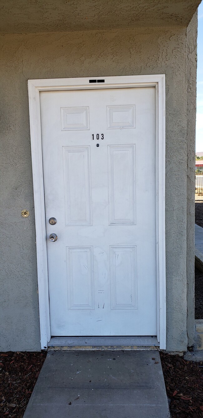 Building Photo - 5748 Tilton Ave
