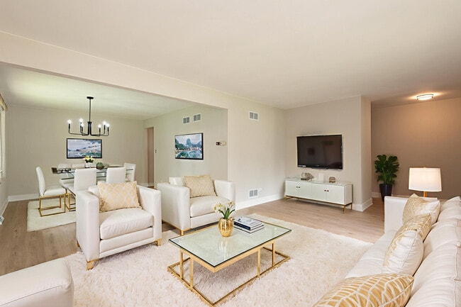 Foto del edificio - 13040 W Tanglewood Cir