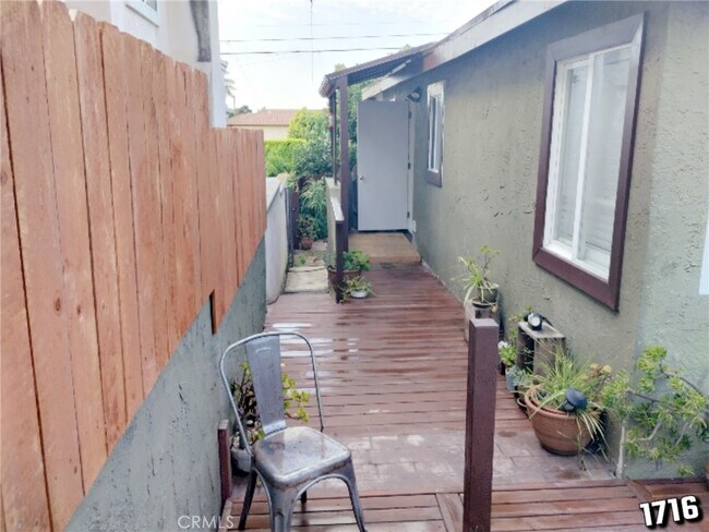 Foto del edificio - 1716 Marshallfield Ln