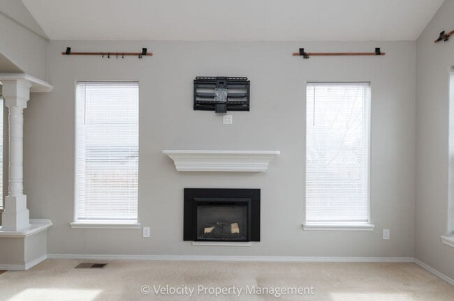 Building Photo - Single Level SW Redmond Home!