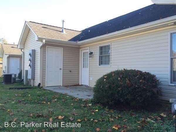 Building Photo - 3263-3265 Alamance Rd