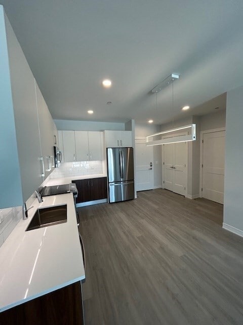 Building Photo - 148 Old Post Rd