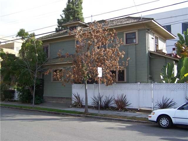 Foto del edificio - 4092-4096 3rd Ave