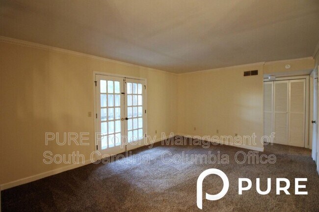 Foto del edificio - 7602 Hunt Club Rd