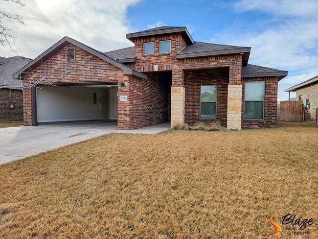 Building Photo - PRE LEASING 3 Bed 2 Bath Heritage Hills Beauty