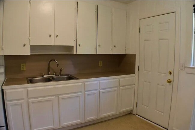 Building Photo - Hyatt Park