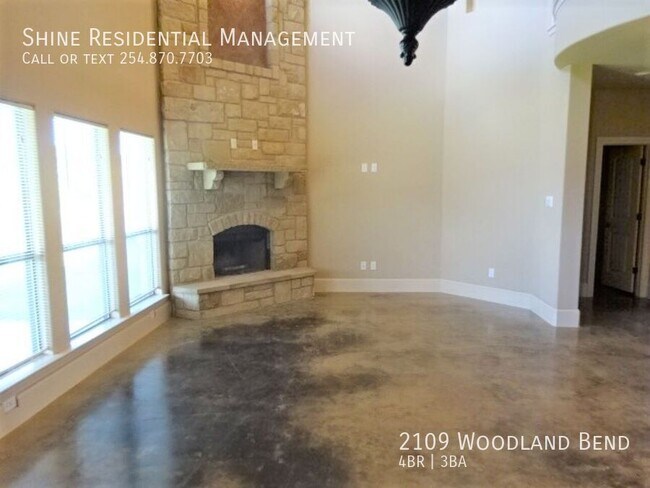 Foto del edificio - 2109 Woodland Bend Rd