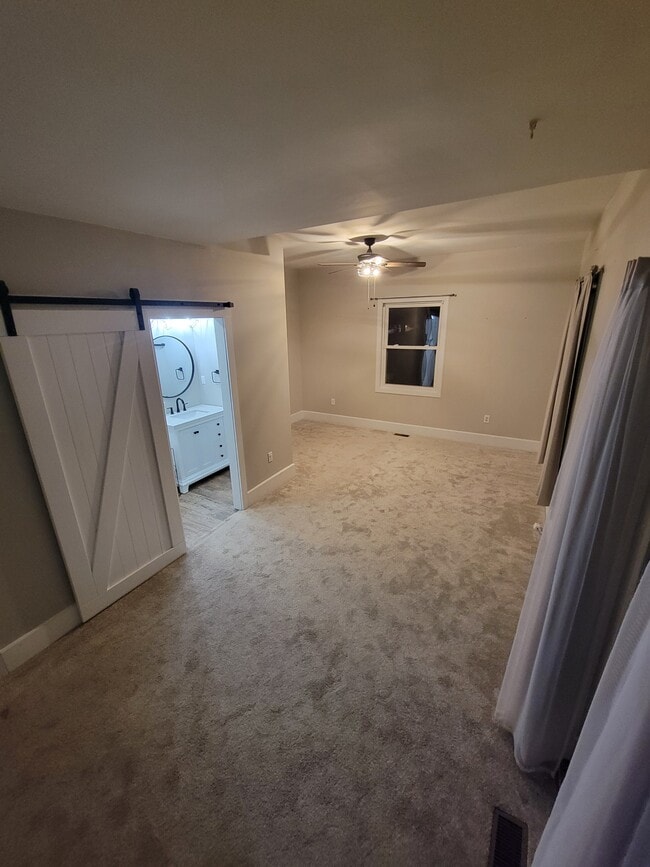 Building Photo - 808 W National Rd