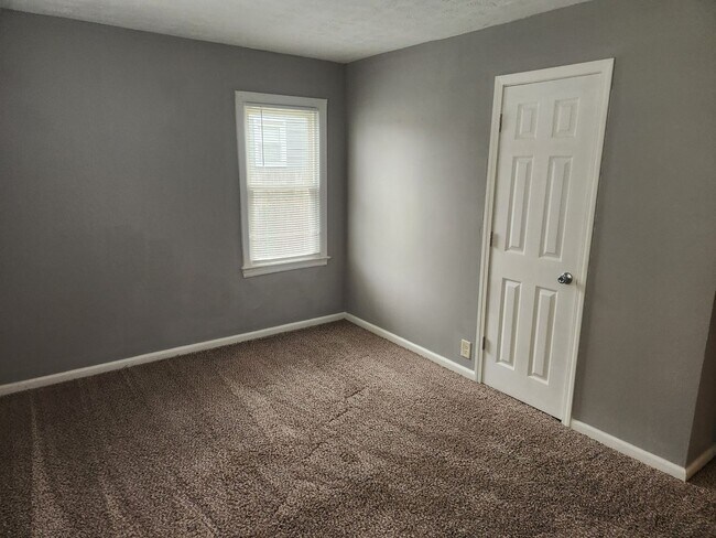 Building Photo - 246-250 Cedar Heights Rd. Circleville, Oh....
