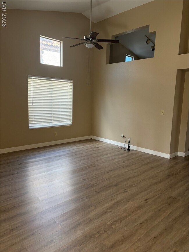 Building Photo - 2226 Crown Valley Ln