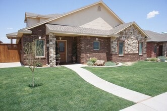 Building Photo - 4414 105th St