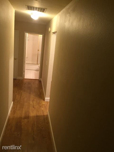 Foto del edificio - 2 br, 1 bath Townhome - 2112 Foxworthy Ave