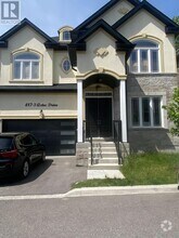 Building Photo - 487-487 Aztec Dr