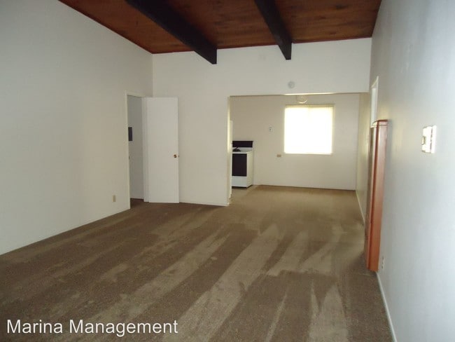Building Photo - 129 Hilborn St