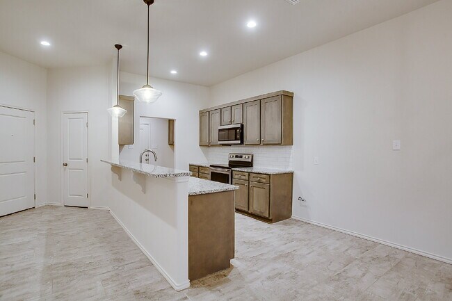Foto del edificio - Wonderful 3/2/2 Townhome!